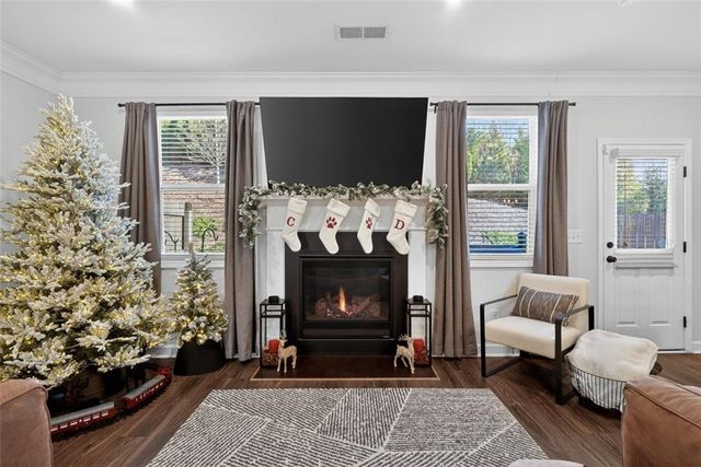 2995 EDGEMONT SW Lane, Marietta, GA 30008