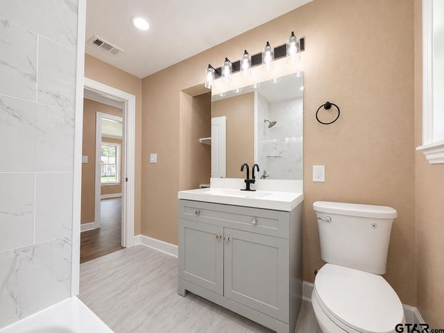 2216 N Ross, Tyler, TX 75702