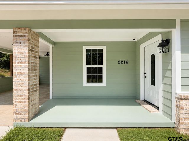 2216 N Ross, Tyler, TX 75702