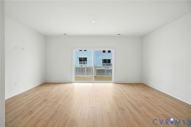 15321 Sunrise Oasis Aly, Midlothian, VA 23112