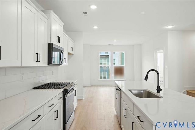 15321 Sunrise Oasis Aly, Midlothian, VA 23112