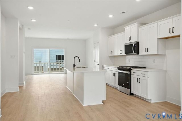 15321 Sunrise Oasis Aly, Midlothian, VA 23112