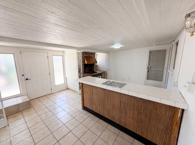 1133 W Edgewater Drive, Tucson, AZ 85704