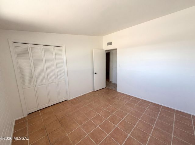 1133 W Edgewater Drive, Tucson, AZ 85704
