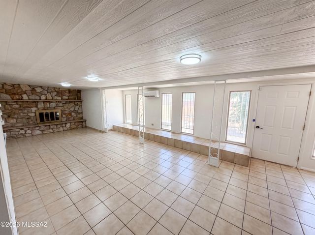 1133 W Edgewater Drive, Tucson, AZ 85704