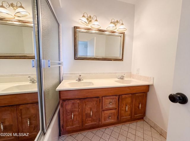 1133 W Edgewater Drive, Tucson, AZ 85704