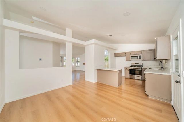 14815 Hibiscus, Fontana, CA 92335