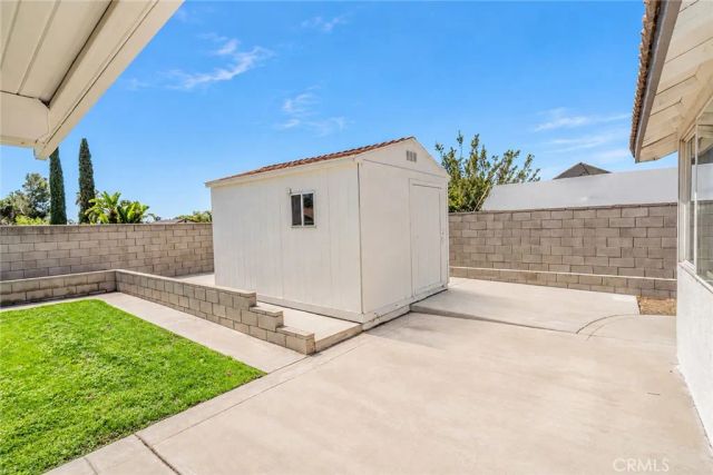 14815 Hibiscus, Fontana, CA 92335