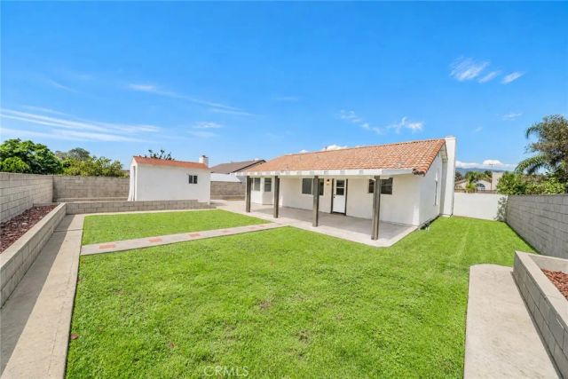 14815 Hibiscus, Fontana, CA 92335