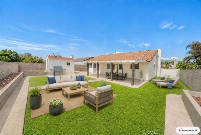 14815 Hibiscus, Fontana, CA 92335