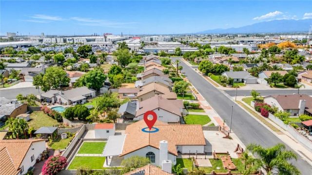 14815 Hibiscus, Fontana, CA 92335