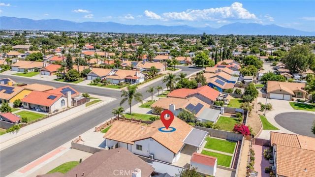 14815 Hibiscus, Fontana, CA 92335