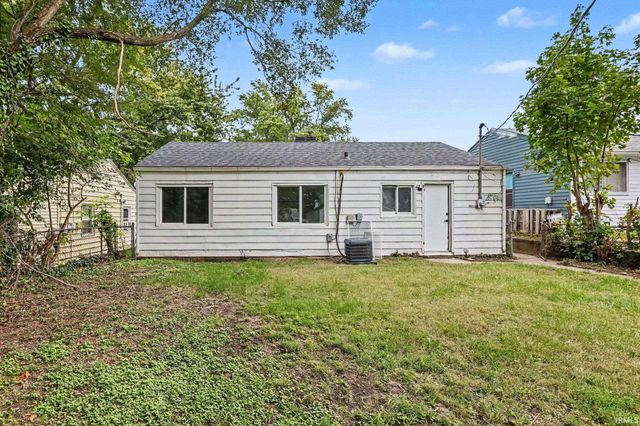 1929 Swygart Avenue, South Bend, IN 46613