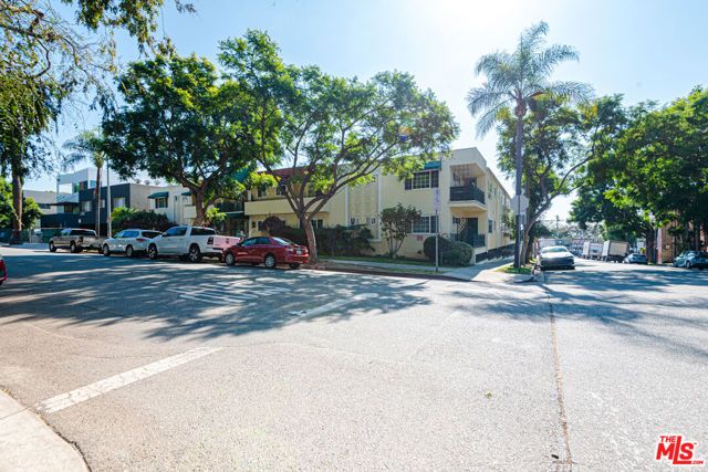 8130 Norton Avenue, Los Angeles, CA 90046