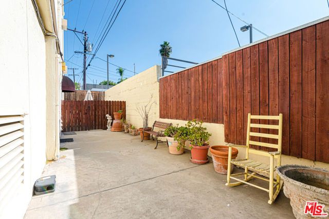 8130 Norton Avenue, Los Angeles, CA 90046