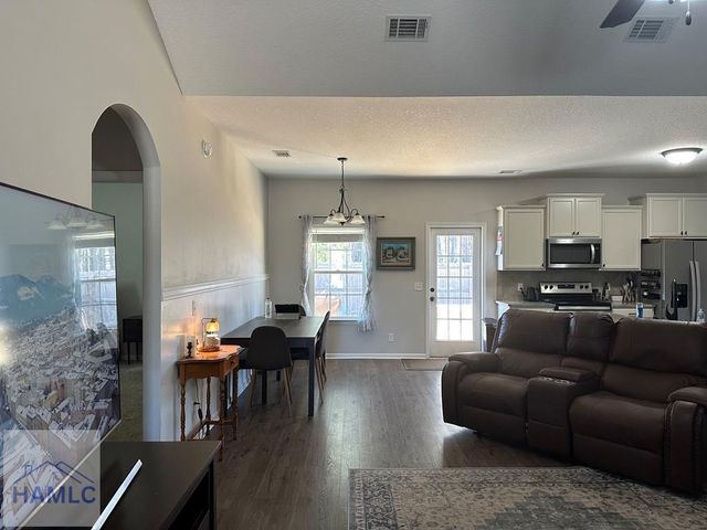 27 Dove Run Drive NE, Ludowici, GA 31316