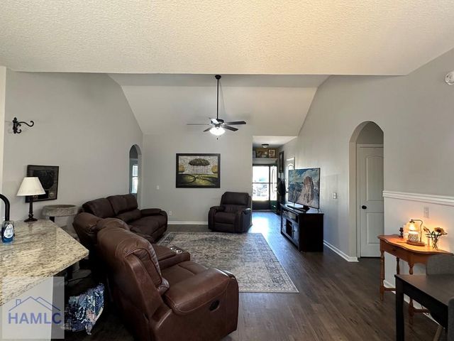 27 Dove Run Drive NE, Ludowici, GA 31316