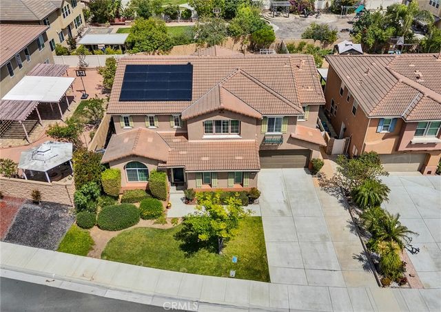 7252 Berry Creek Street, Eastvale, CA 92880