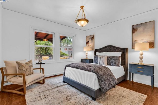 1128 Delaware St, Berkeley, CA 94702