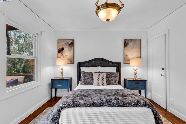 1128 Delaware St, Berkeley, CA 94702