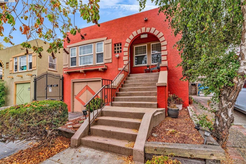 1128 Delaware St, Berkeley, CA 94702