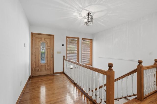 1052 Lakemont Drive, Gainesville, GA 30501