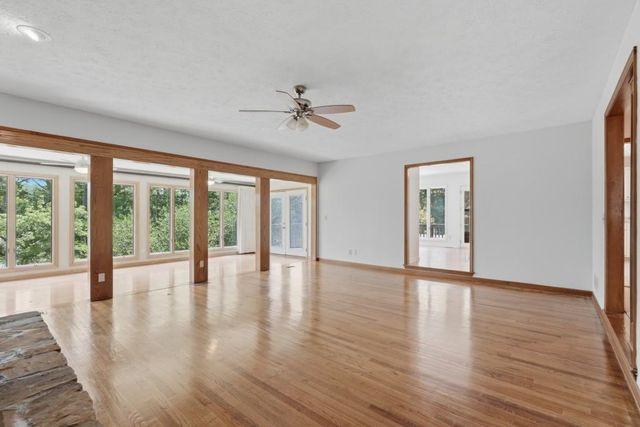 1052 Lakemont Drive, Gainesville, GA 30501