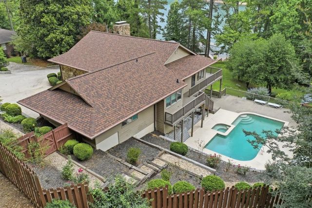 1052 Lakemont Drive, Gainesville, GA 30501