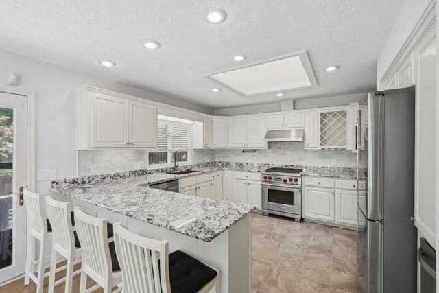 1052 Lakemont Drive, Gainesville, GA 30501