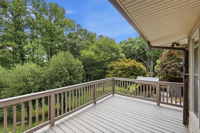 1052 Lakemont Drive, Gainesville, GA 30501