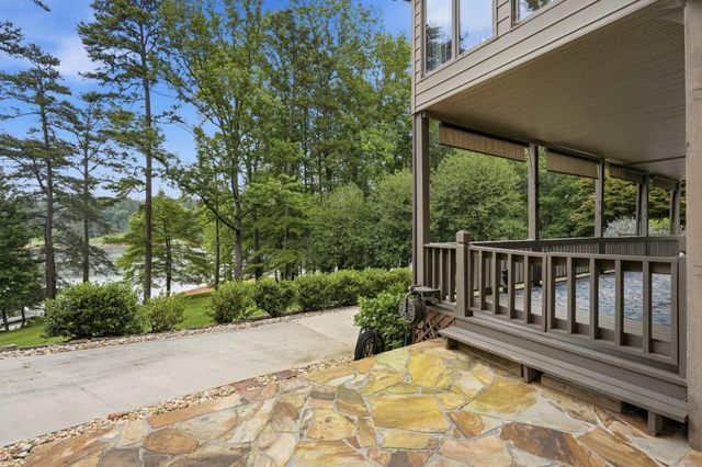1052 Lakemont Drive, Gainesville, GA 30501