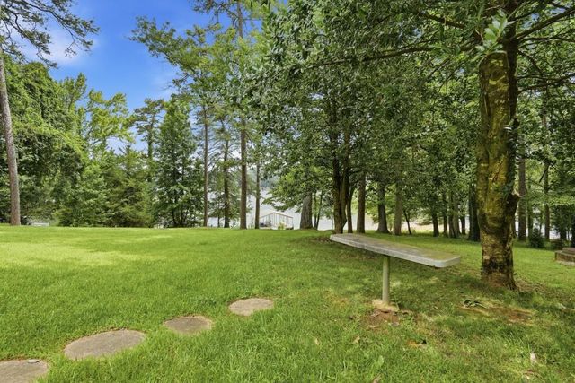 1052 Lakemont Drive, Gainesville, GA 30501