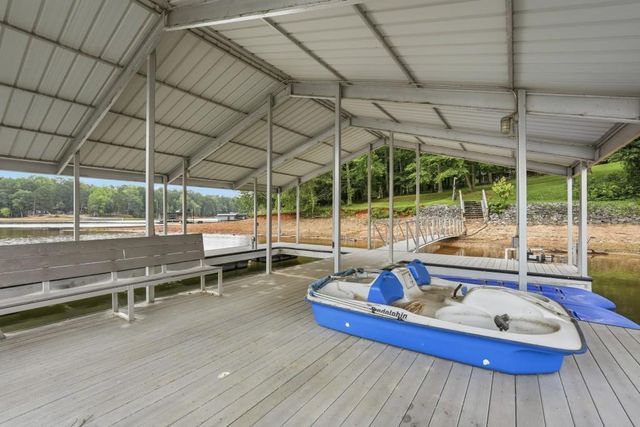 1052 Lakemont Drive, Gainesville, GA 30501