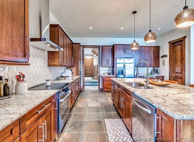 166 Channel Road, Eufaula, OK 74432