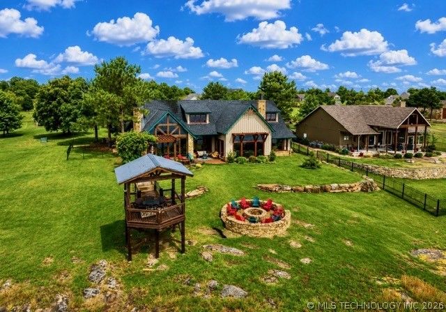 166 Channel Road, Eufaula, OK 74432
