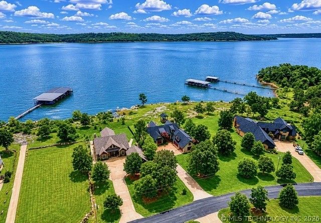 166 Channel Road, Eufaula, OK 74432