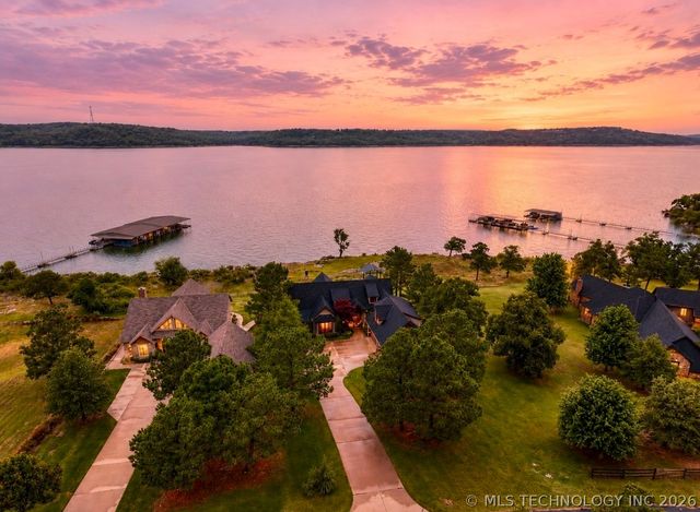 166 Channel Road, Eufaula, OK 74432