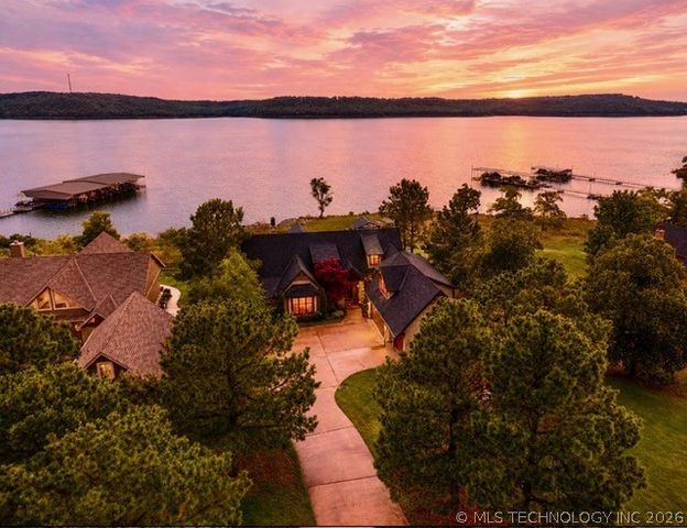 166 Channel Road, Eufaula, OK 74432