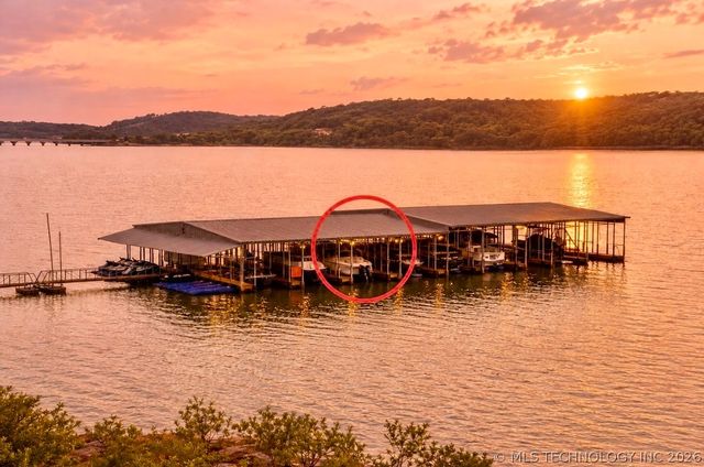 166 Channel Road, Eufaula, OK 74432