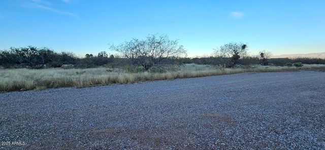 1.25 Acres E Emma Lane lot 1 -- -, Hereford, AZ 85615