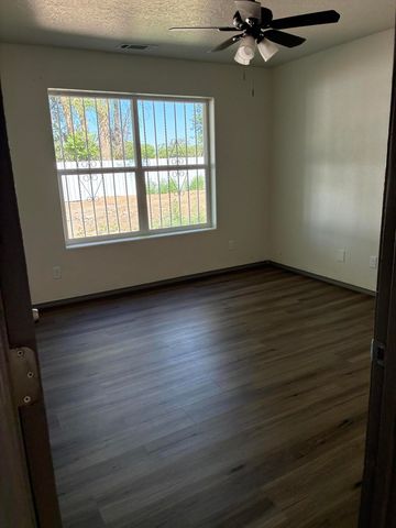 7515 Isleta Boulevard SW, Albuquerque, NM 87105