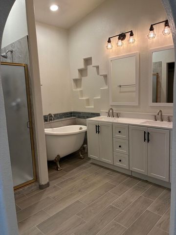 7515 Isleta Boulevard SW, Albuquerque, NM 87105