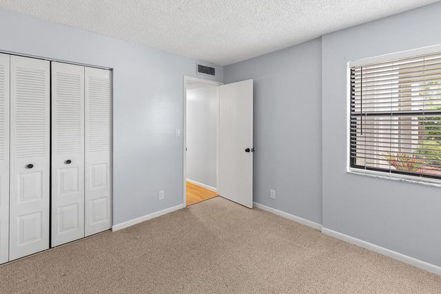 12962 Briarlake Drive 103, Palm Beach Gardens, FL 33418