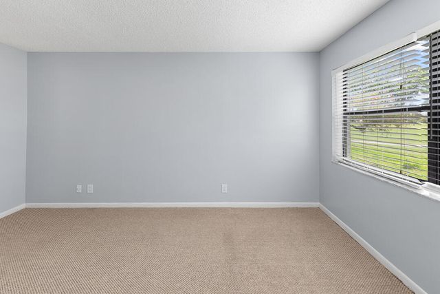 12962 Briarlake Drive 103, Palm Beach Gardens, FL 33418