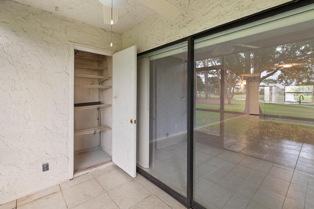 12962 Briarlake Drive 103, Palm Beach Gardens, FL 33418