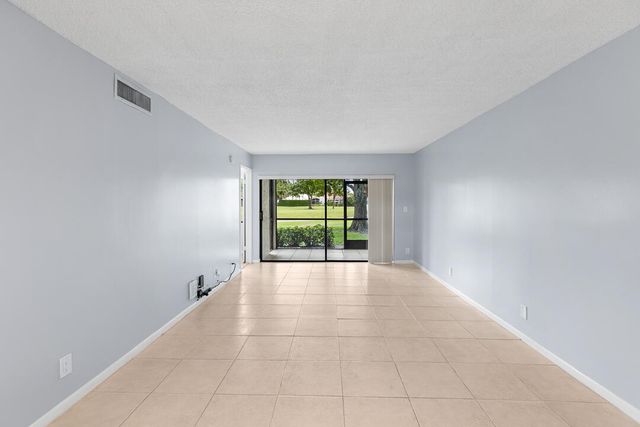 12962 Briarlake Drive 103, Palm Beach Gardens, FL 33418