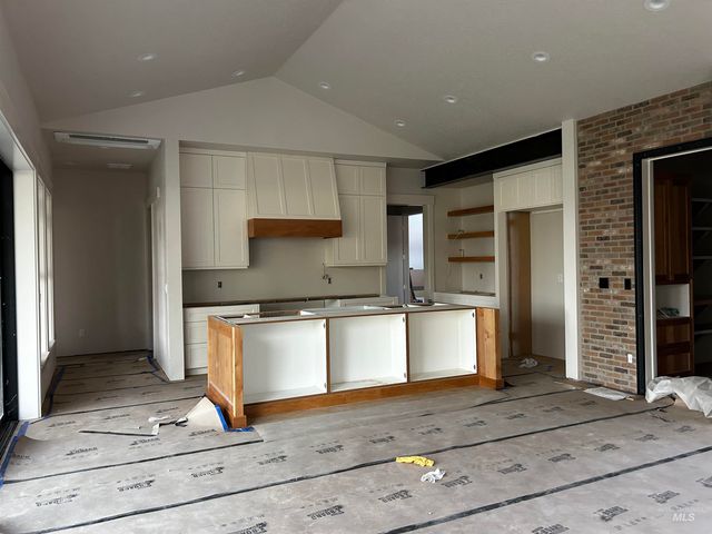 134 S Carbon Rivet Ave, Eagle, ID 83616