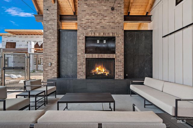 134 S Carbon Rivet Ave, Eagle, ID 83616