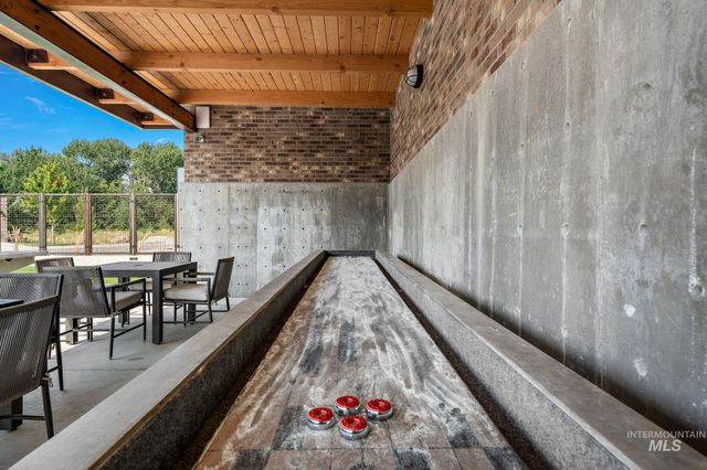 134 S Carbon Rivet Ave, Eagle, ID 83616