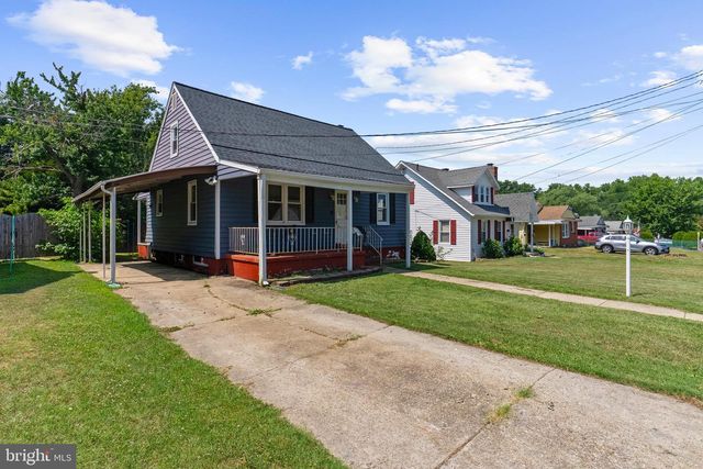 212 LAKE RD, Pasadena, MD 21122